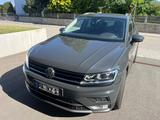 Volkswagen Tiguan 2.0 TSI 132kW DSG BMT 4MOTION Highlin...