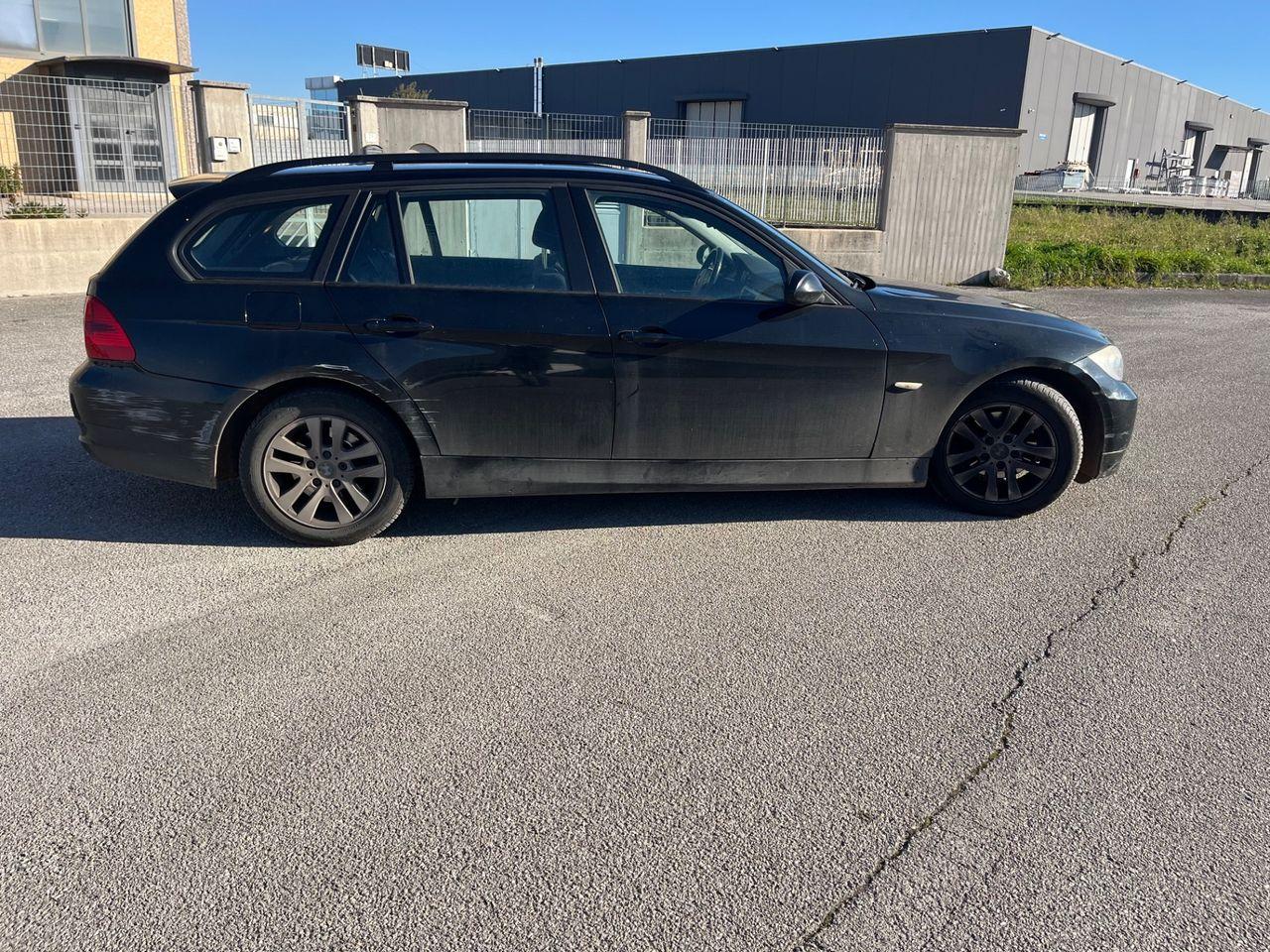 BMW 320 2006 — photo 8
