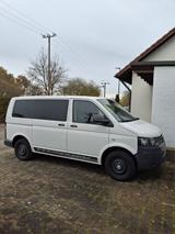 Volkswagen T5 Kombi - Volkswagen T5 Kombi: 9 Sitzer