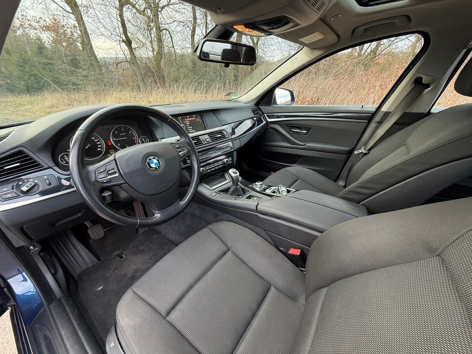 BMW 520 2011 — photo 6