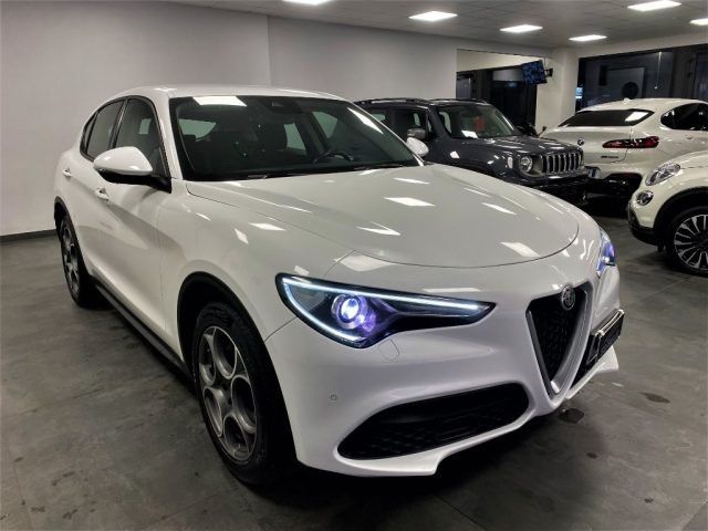 Alfa Romeo ALFA ROMEO Stelvio 2.2 Turbodiesel AT8 Super