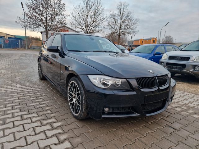 BMW 320i M Paket,Automatik,Leder,Navi,ALU,TÜV 06/25