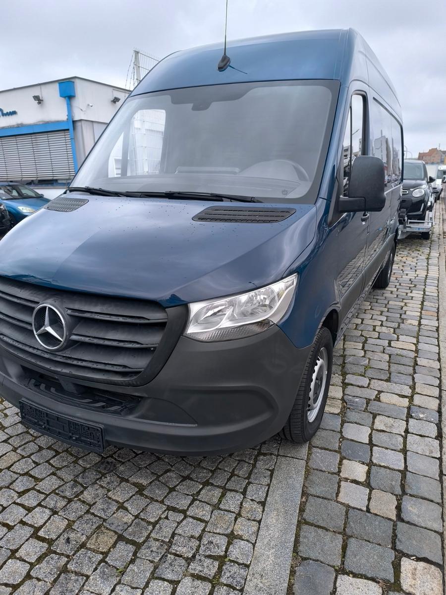 Mercedes-Benz Sprinter 311 CDI, L2 H2, R-Kamera, Klima