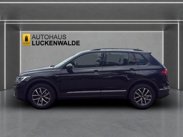 Volkswagen Tiguan - 4