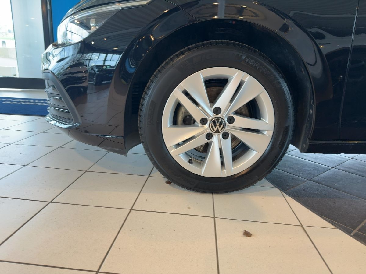 Volkswagen Golf - Bild 17