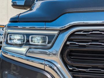 Dodge RAM 1500 4x4 Limited CrewCab unfallfr.im Vorlauf