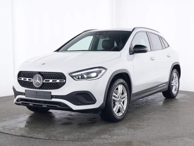 Mercedes-Benz GLA 250 e Night Progressive AHK Distr. LED 360°