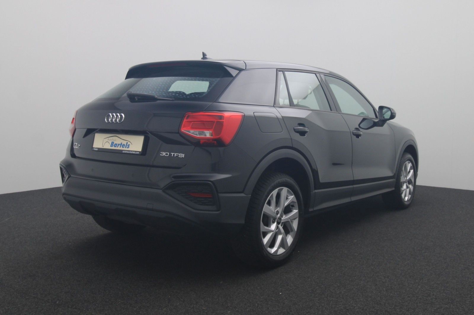 Fahrzeugabbildung Audi Q2 30 TFS Navi Kamera LED ACC