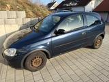 Opel Corsa 1.2 - scheckheftgepflegt, wenig Kilometer - Opel Corsa aus 2001: 1.2
