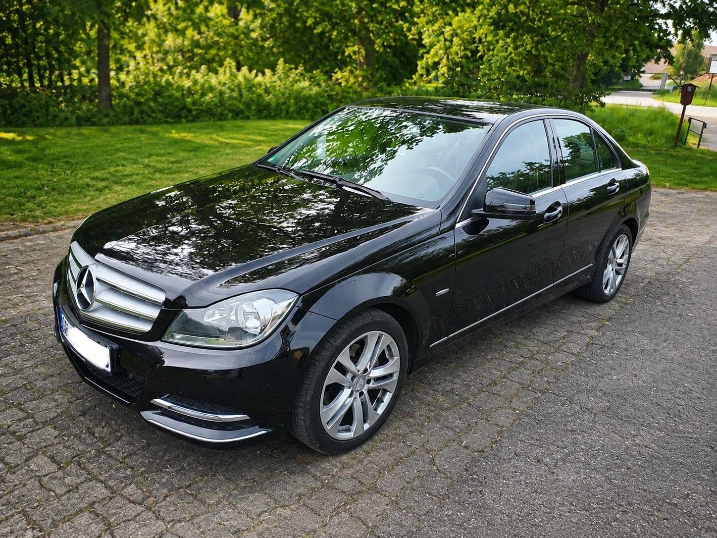 Mercedes-Benz C 220