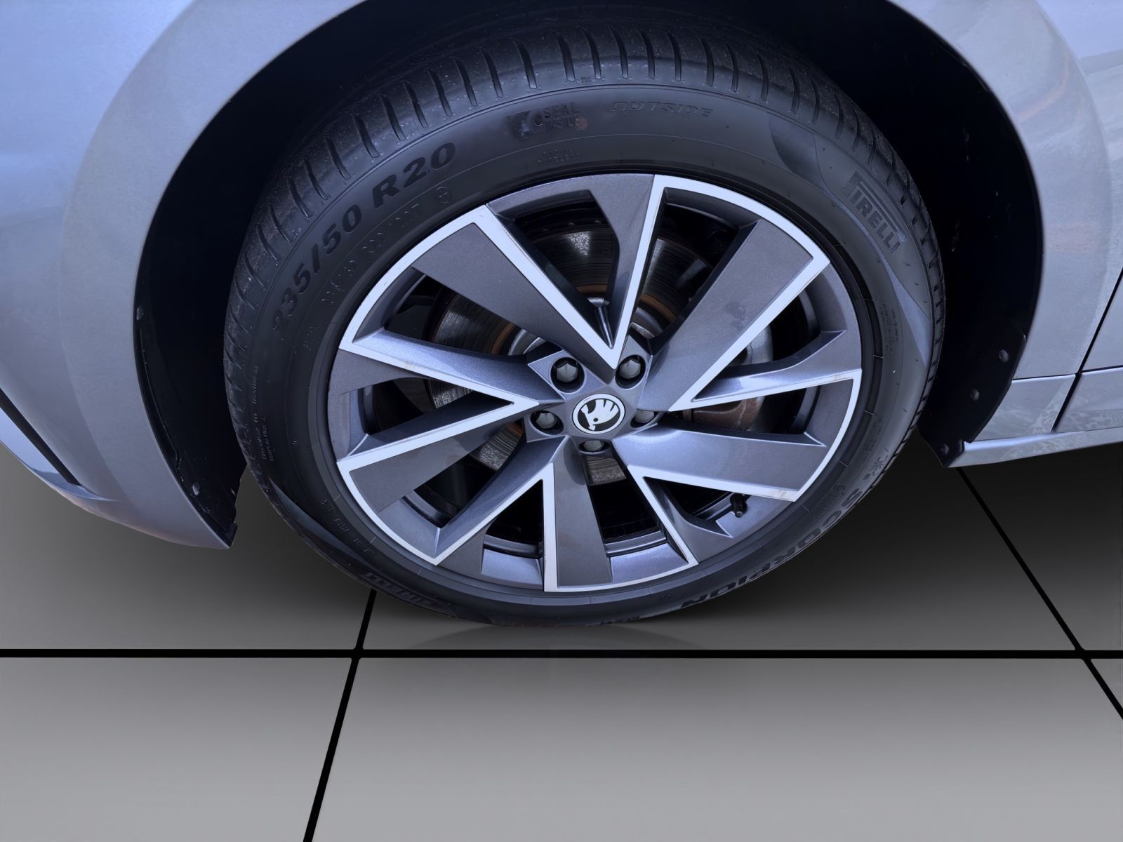 Skoda Enyaq - Bild 9