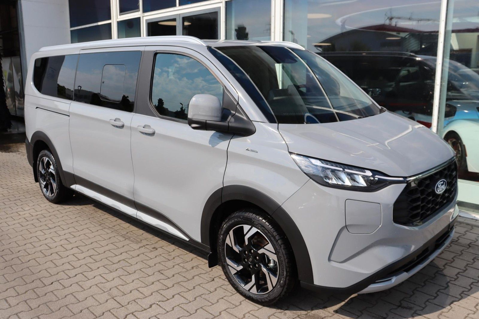 Ford Tourneo Custom Active PHEV 340/L2 3,99 % FIN*AHK imagem 2