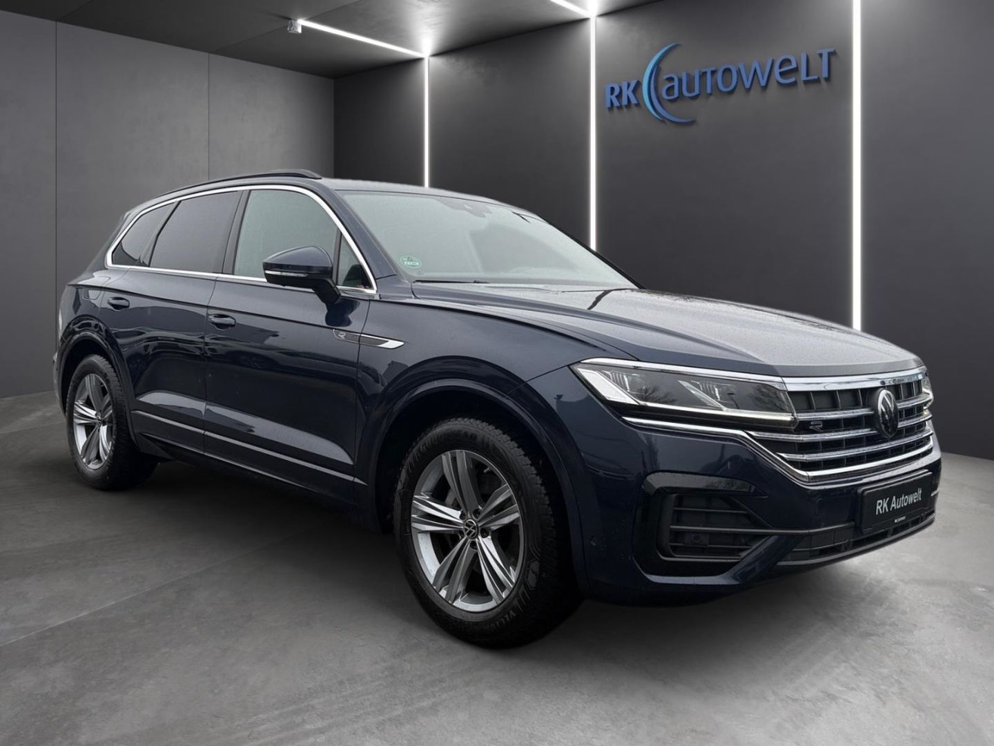 Volkswagen Touareg R-Line 3.0 V6 TDI 4Motion El. Panodach foto 2