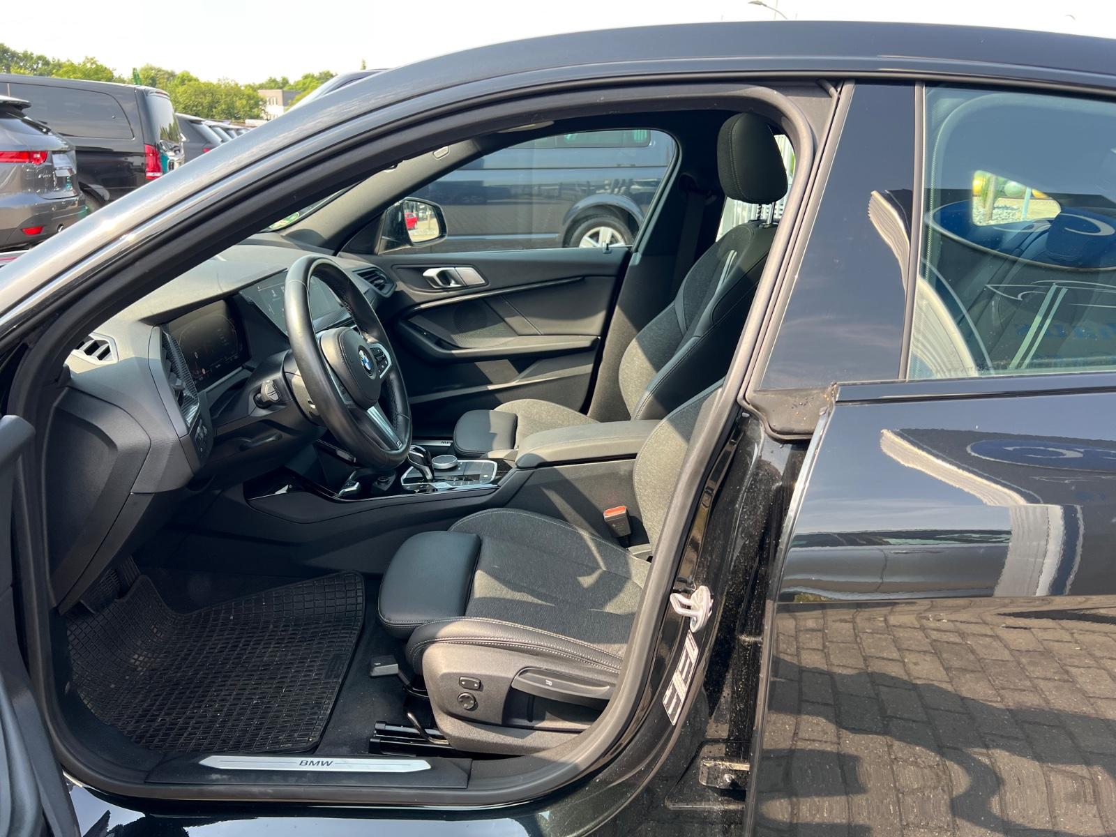 BMW 216d Gran Coupé Advantage AHK+Panorama+LED+DAB