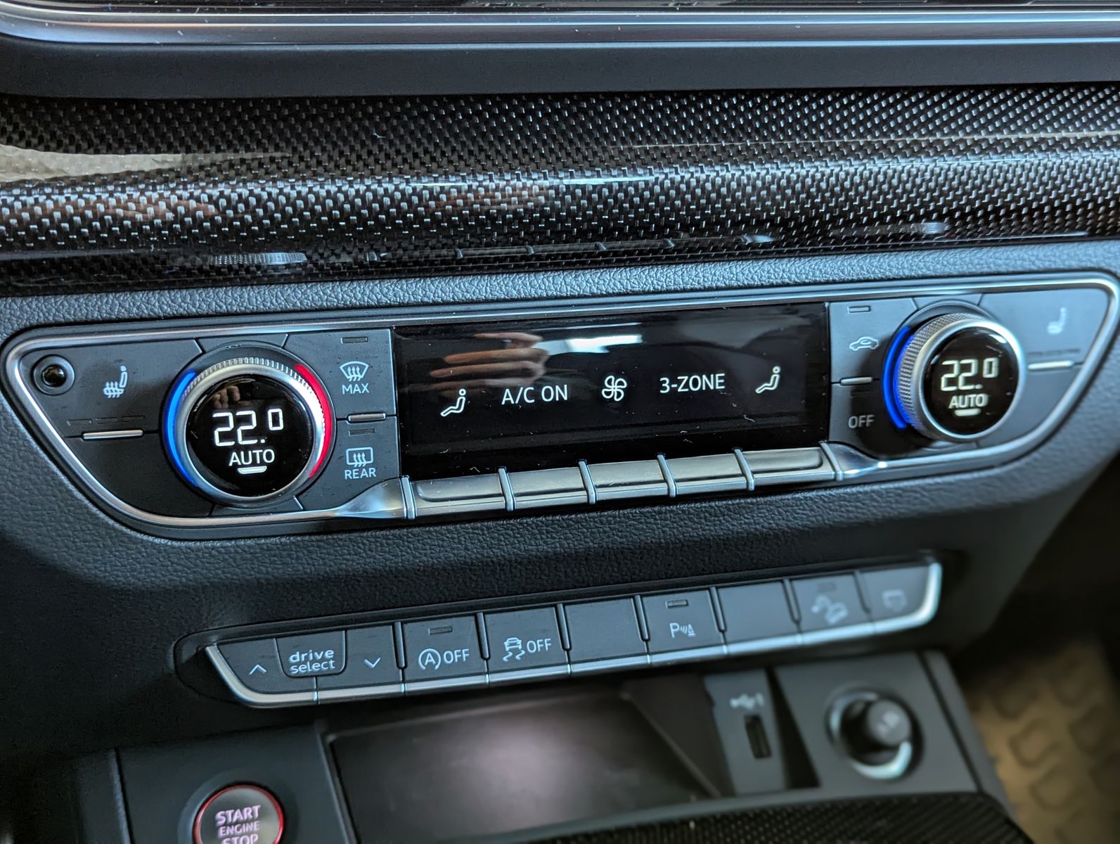 AUDI SQ5 3.0 TDI qu. Matrix Optik+ HUD B&O Memory AHK - Image 25