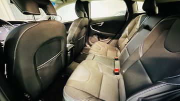 Volvo V40 - 8