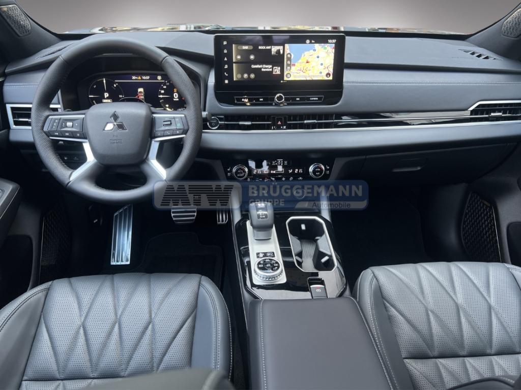 Mitsubishi Plug-in Hybrid Outlander TOP BLACK LUXURY MASSAG