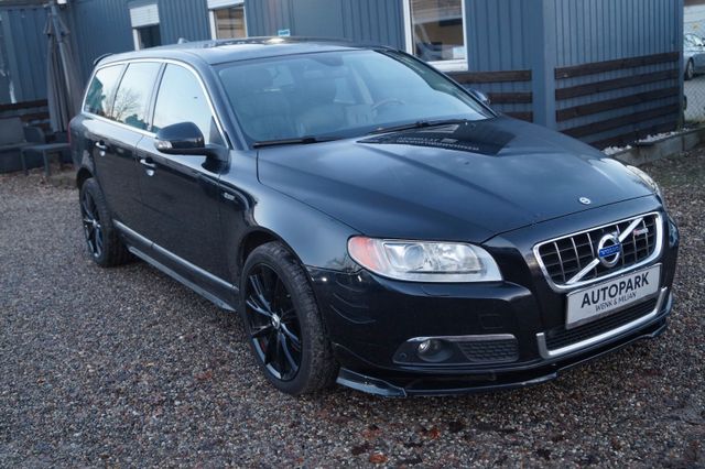 Volvo V70 Kombi Summum AWD NAVIDVD  TOP ZUSTAND