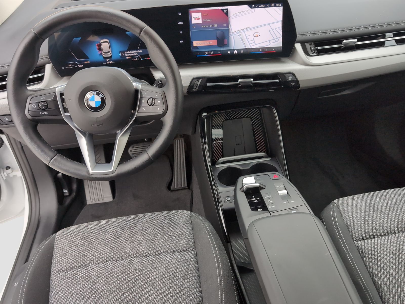 BMW 223 Active Tourer - Bild 13