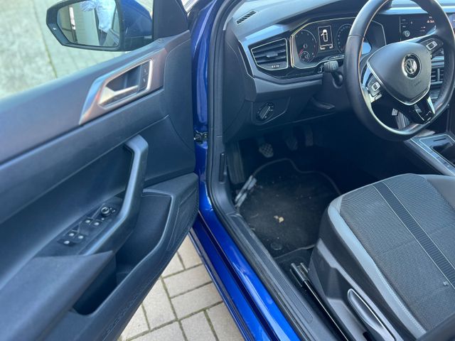 Volkswagen Polo  VI Highline