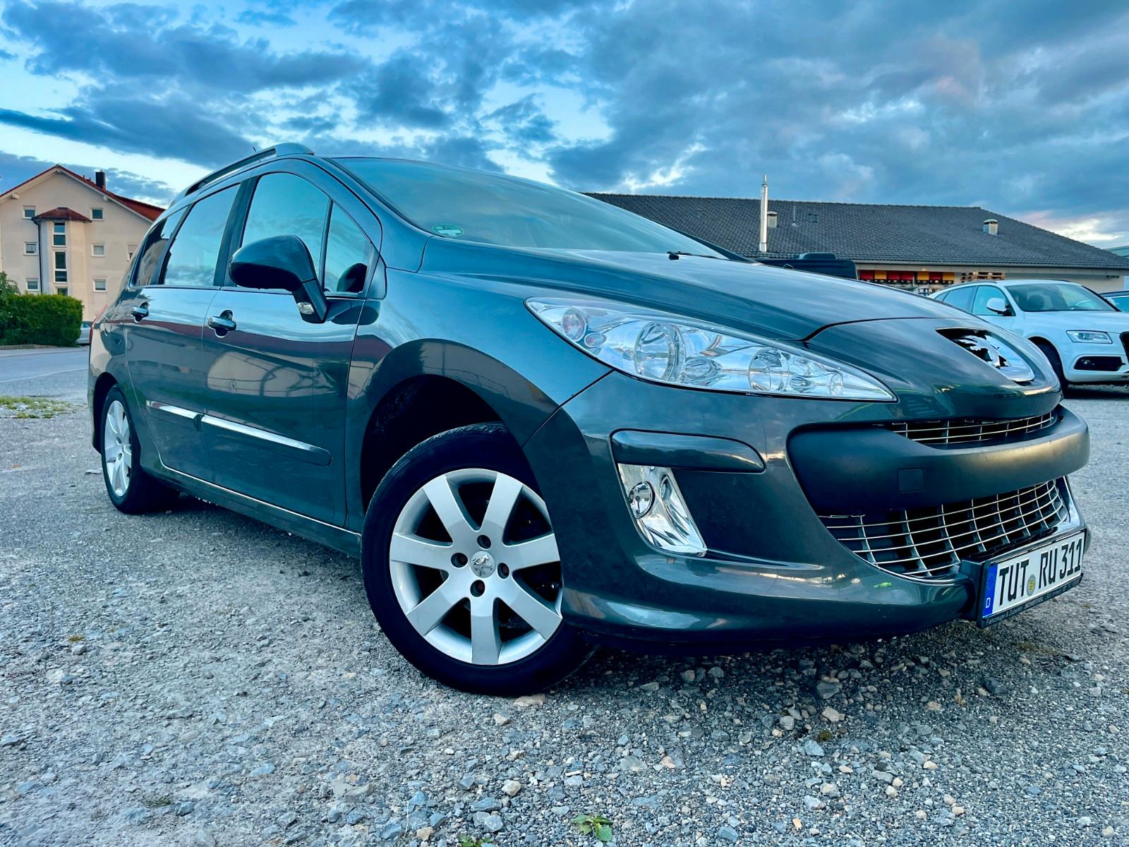 Peugeot 308 2010 — engine 1.598 cm³, 120 HP (88kW)