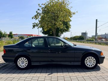 BMW 320 - 11