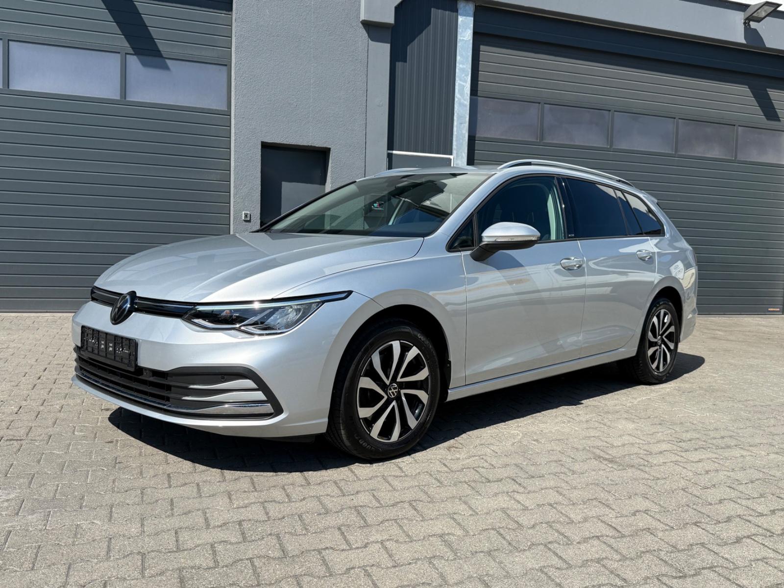 Volkswagen Golf VIII Variant Active DSG LED AHK Sitzheizung