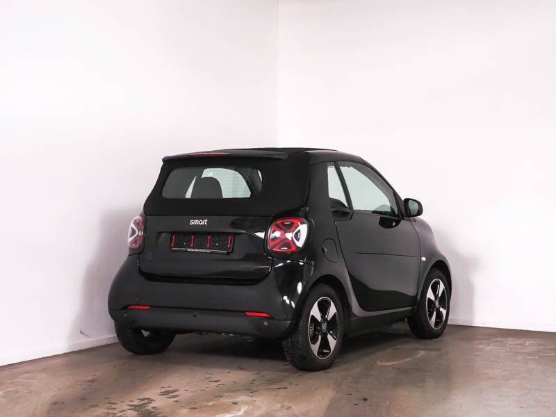Fahrzeugabbildung Smart EQ cabrio passion GJR*22KW*WINTER-PAKET*KAMERA