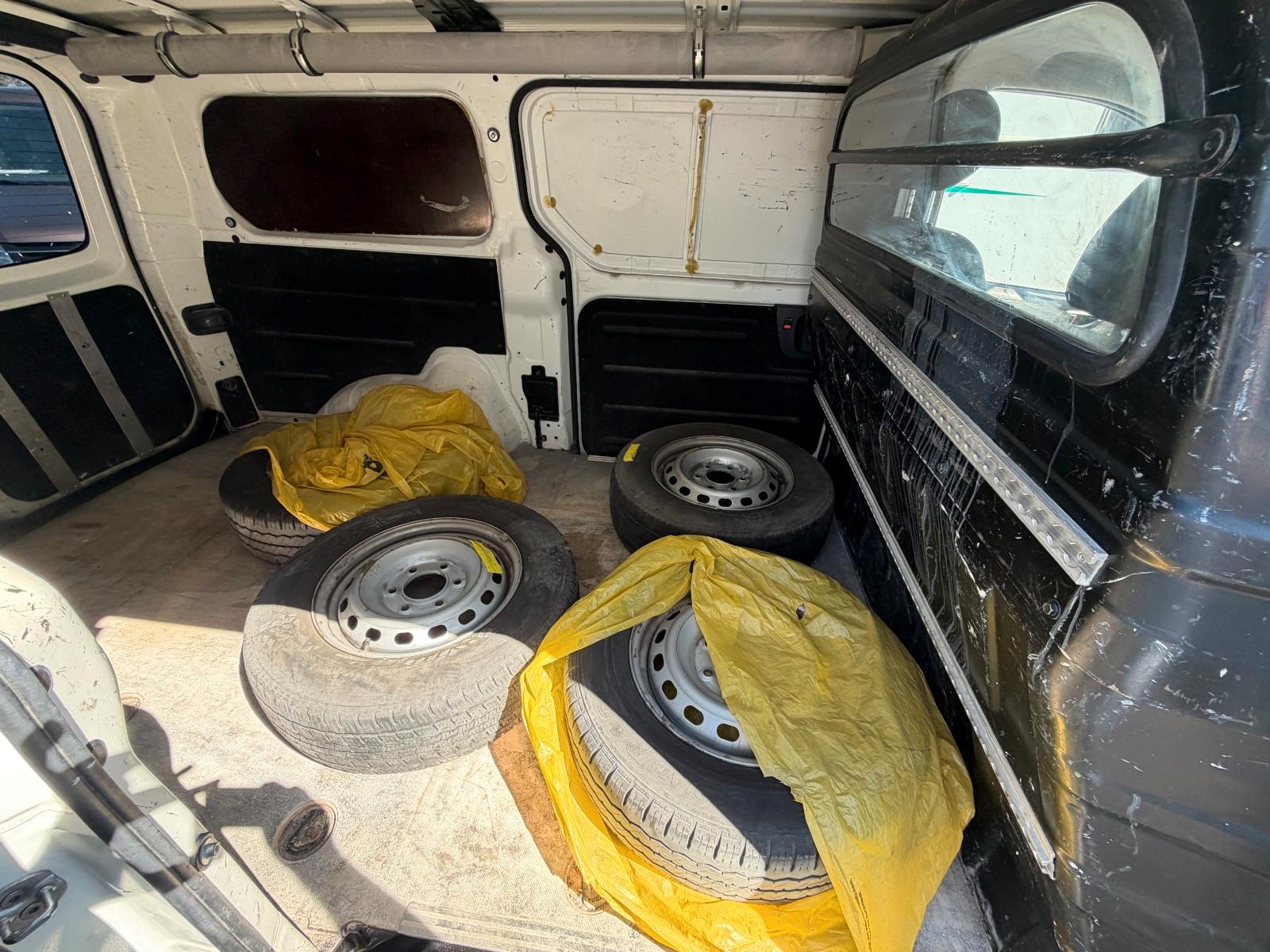 Hyundai H-1  2.5 CRDI Kasten