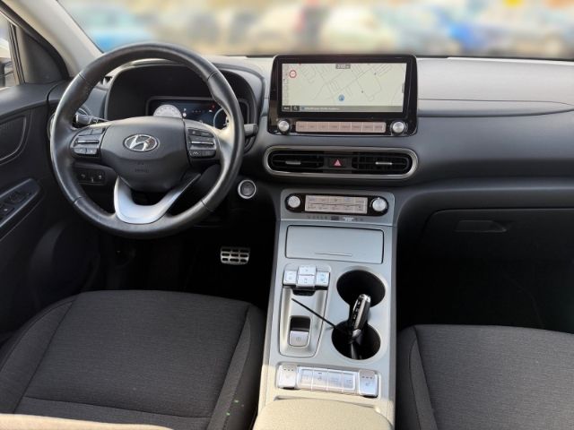 Fahrzeugabbildung Hyundai KONA Edition 30+ Elektro 2WD +NAVI+KLIMA+RFK+PDC