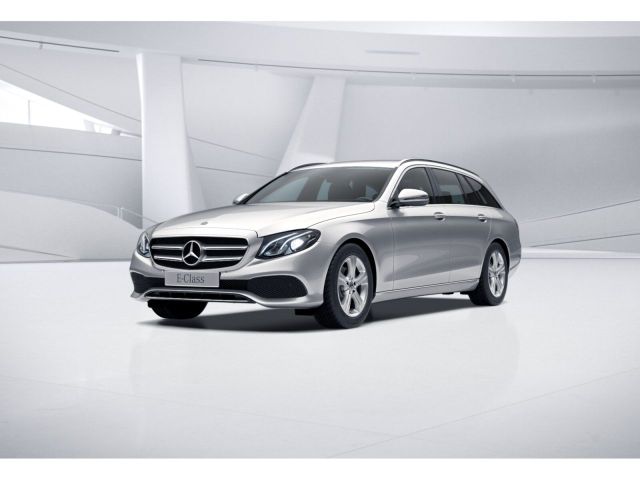 Vorschaubild von:        Mercedes-Benz
                    E 220 d T Avantgarde LED Kamera EASY-PACK-Heck
      