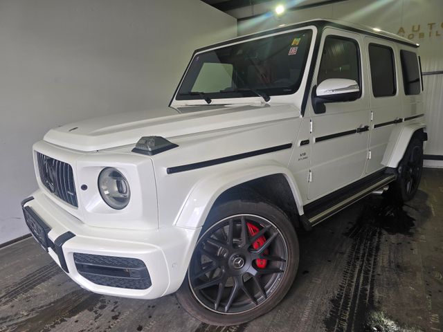 MERCEDES-BENZ G63 AMG Burmester 22-Zoll AMG Felgen