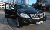 Mercedes-Benz ML 320 CDI - Schiebedach, Trittbretter, TÜV  - Mercedes-Benz ML 320 aus 2009