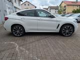 BMW X6 xDrive 50 i - BMW X6: Xdrive50i