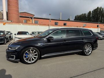 Volkswagen Passat - 3