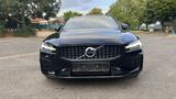 Volvo V60 T6 AWD Plus Dark Recharge Plug-In Hybrid/AHK - scheckheftgepflegte Volvo V60