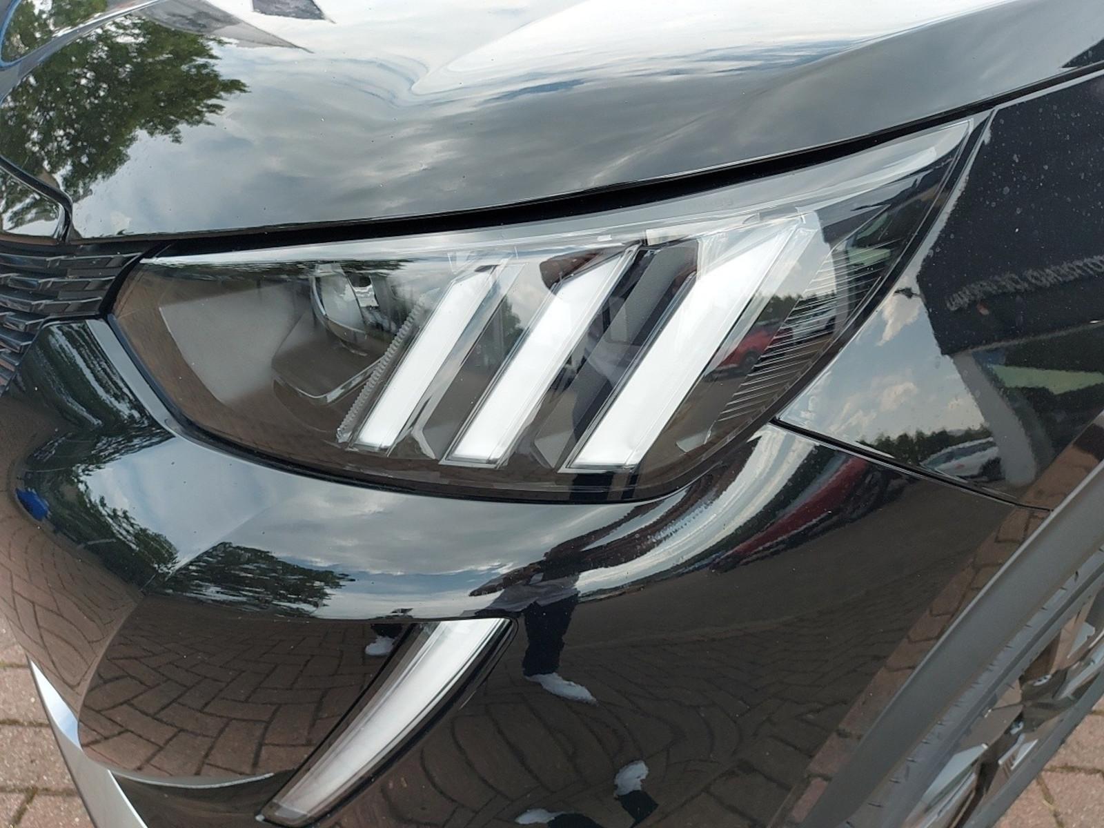 Peugeot e-2008 GT Pack 136