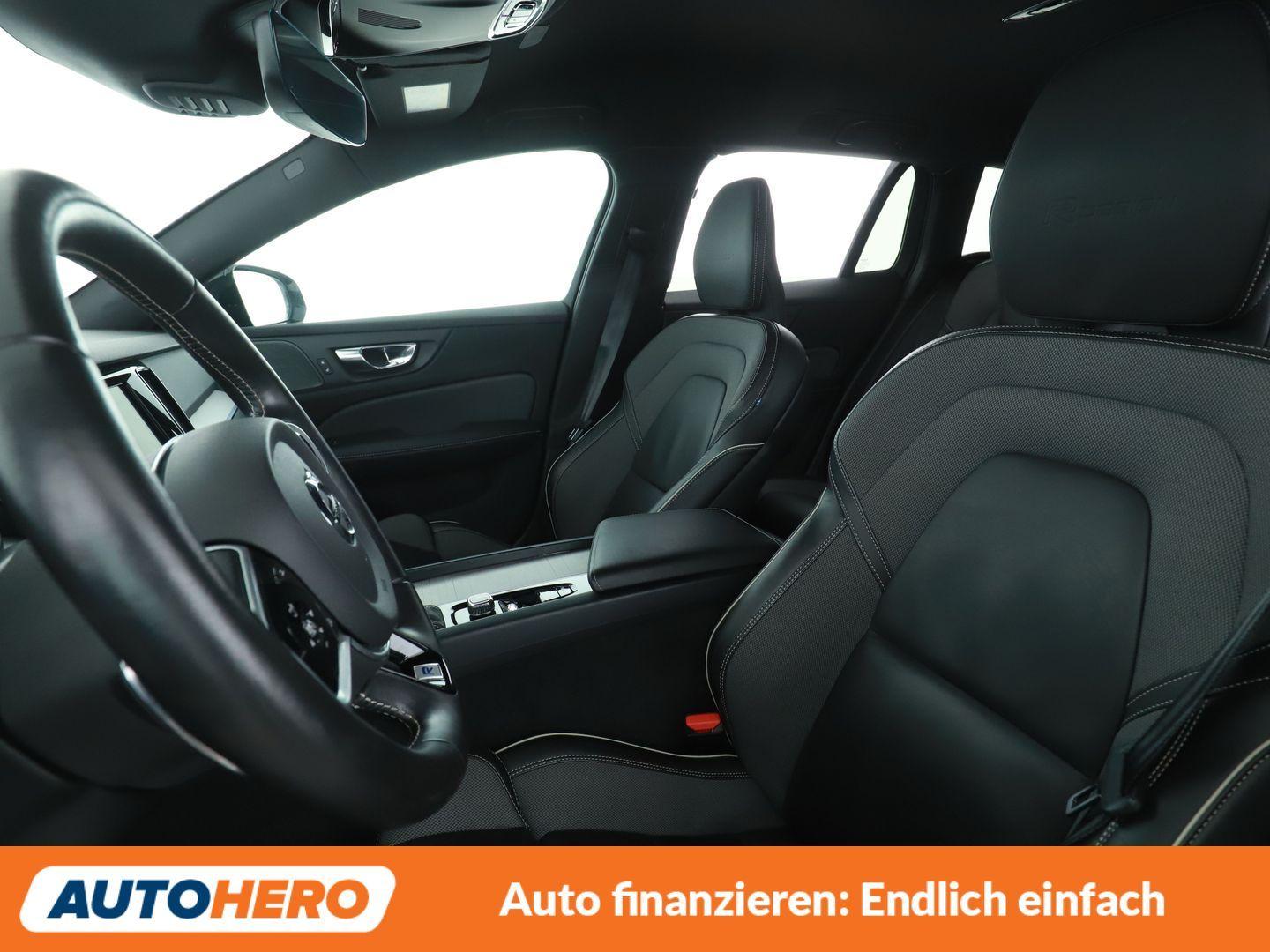 Volvo V60 2.0 T4 R-Design Aut.*NAVI*ACC*360CAM*HK*SHZ*