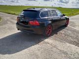 BMW 335d Touring - - BMW 335 aus 2009: 335d