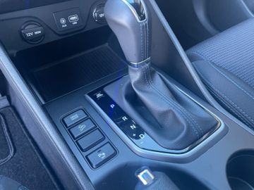 Fahrzeugabbildung Hyundai Tucson 1.6 T-GDI 7-DCT Navi KLIMAAUTOMATIK SHZ