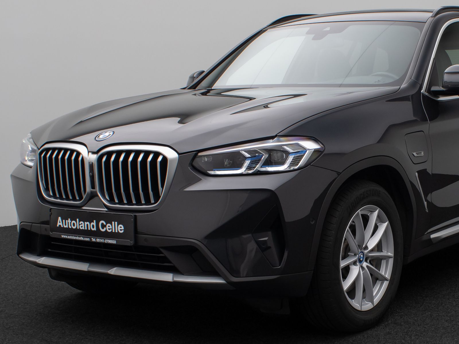 Fahrzeugabbildung BMW X3 xD30e Panorama Laser 360°HUD DAB HiFi Sport
