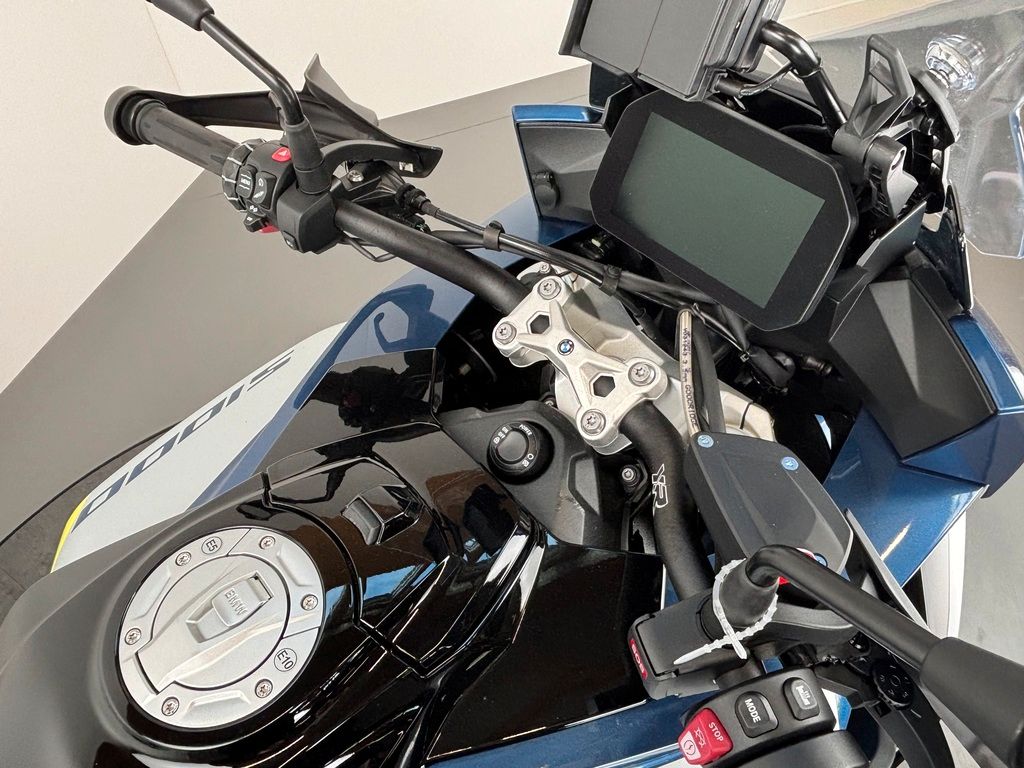 Fahrzeugabbildung BMW S 1000 XR *1. HAND *WENIG KILOMETER