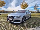 Audi S4 3.0 TFSI tiptronic quattro Avant  - silberne Audi S4