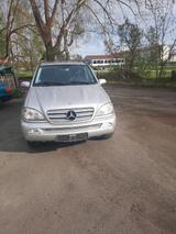 Mercedes-Benz Ml350 - gebrauchte Mercedes-Benz ML 350 aus dem Jahr 2005
