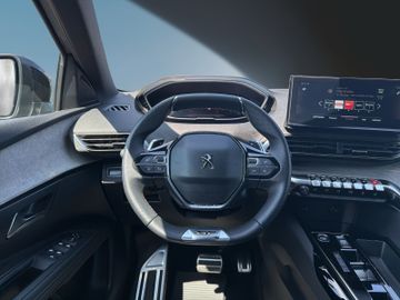 Peugeot 3008 1.2 PureTech 130 GT-Line NAVIKAMERAAHK