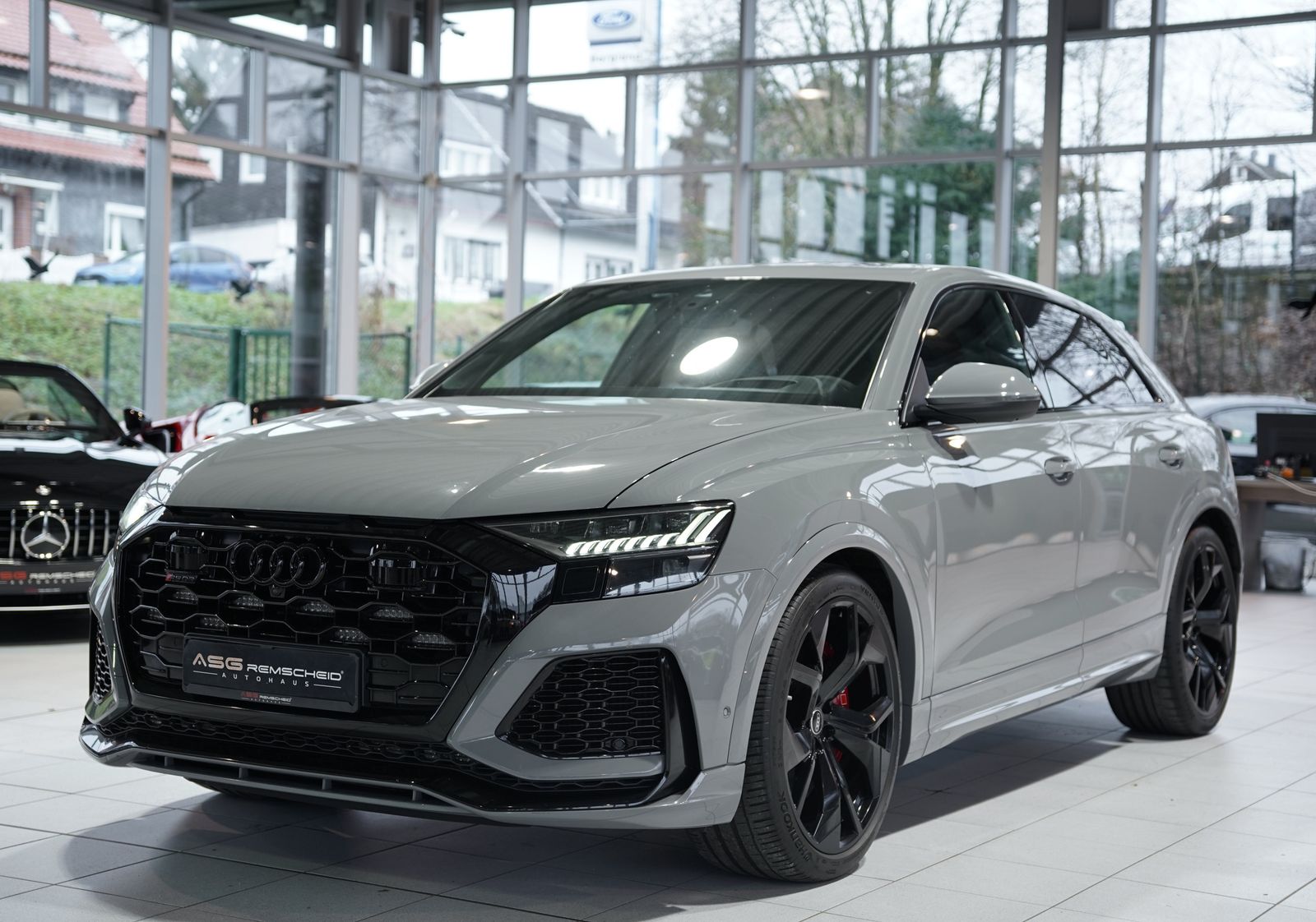 Audi Rsq8