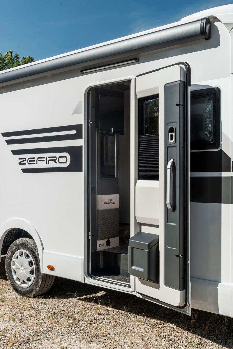 Fahrzeugabbildung Roller Team Zefiro 287 TL