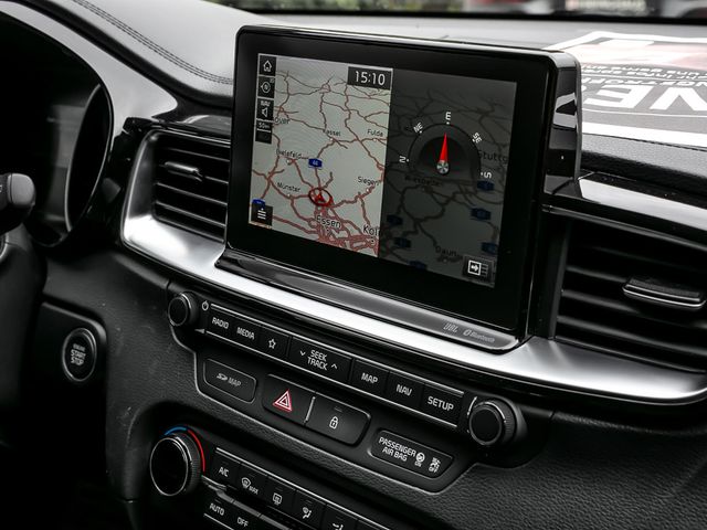 Kia Ceed Sportswagon Platinum Edition Stauassistent