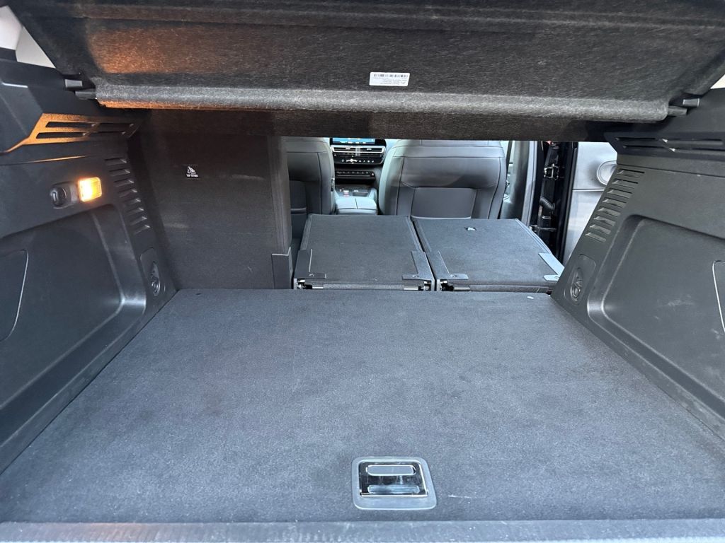 Fahrzeugabbildung Citroën C5 Aircross Hybrid 225 e-EAT8 SHINE PACK