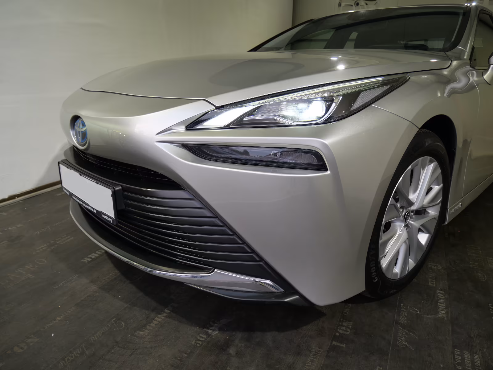 Toyota Mirai Basis Wasserstoff Fuelcell